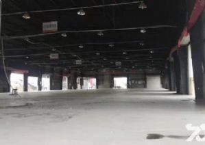 白塔村010县道主路旁 原呼市圆通快递总公司